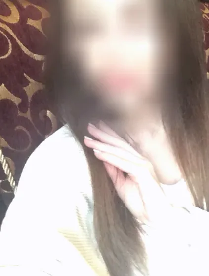 Amina, 29 años